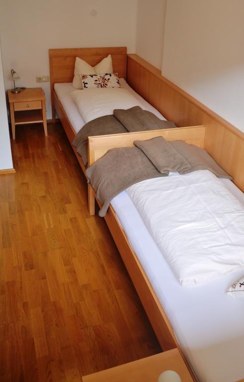 Hotel Garni Apart Elfriede Fiss Zimmer foto